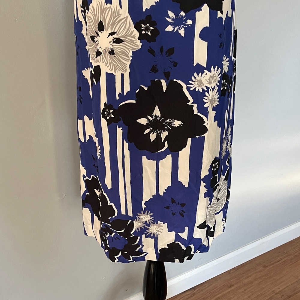 Maeve Silk Blue and White Floral Mini Dress Womens Size 2 - Picture 3 of 9